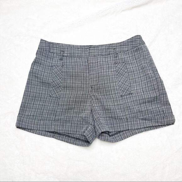 DAISY FUENTES Black & White Plaid Cuffed Shorts with Pockets size 6 - Picture 3 of 10